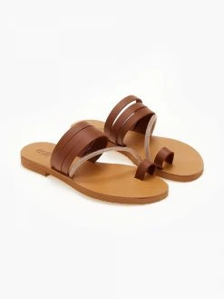 Σανδάλια δερμάτινα με λοξό Strass λουράκι Estil - Ταμπά -The Fashion Project κατάστημα sandalia dermatina estil me lokso strass louraki 105453 iei8