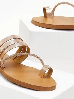 Σανδάλια δερμάτινα με λοξό Strass λουράκι Estil - Χαλκός -The Fashion Project κατάστημα sandalia dermatina estil me lokso strass louraki 105454 yjt3