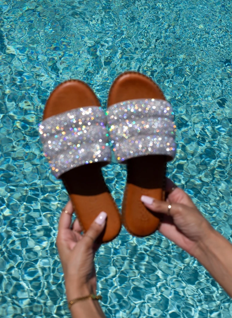 Σανδάλια δερμάτινα με στρας φάσα Estil - Ασημί 12 Σανδάλια δερμάτινα με στρας φάσα Estil - Ασημί - Image 10