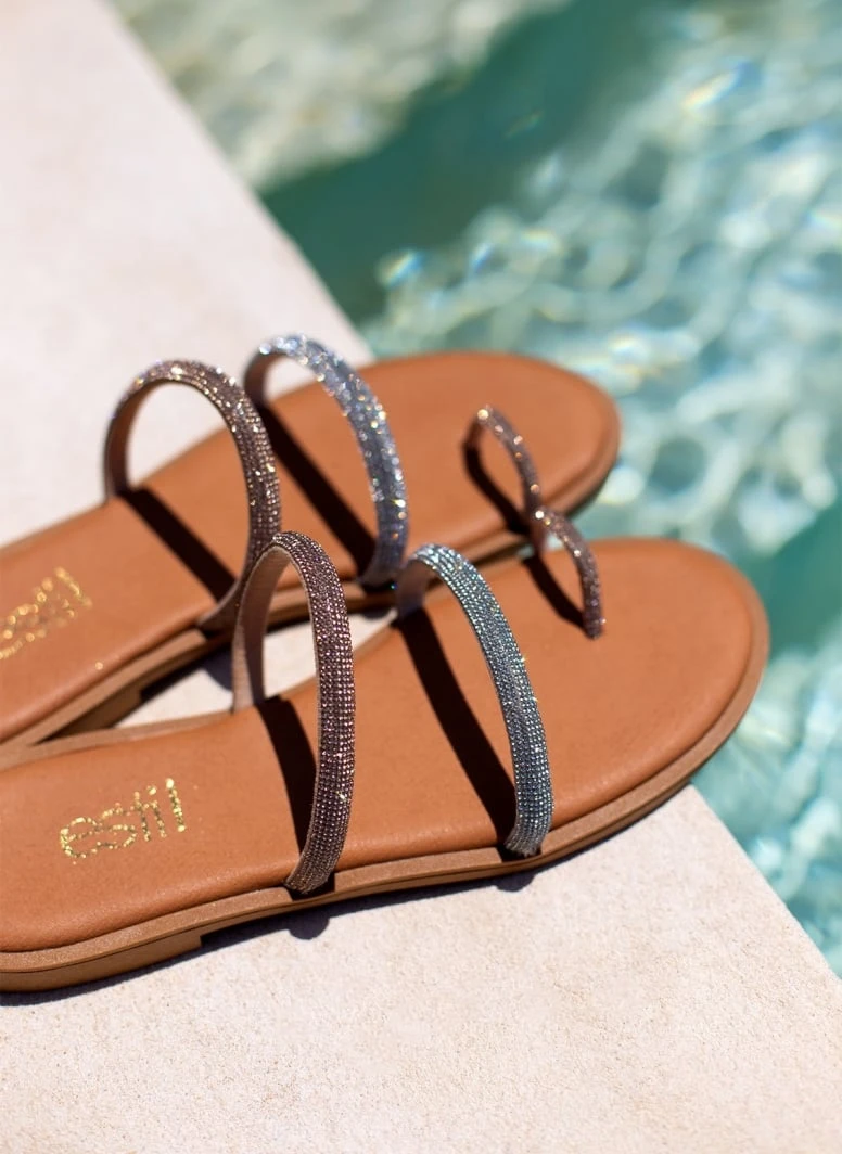 Σανδάλια δερμάτινα με στρας και διχρωμία Estil - Ασημί 9 Σανδάλια δερμάτινα με στρας και διχρωμία Estil - Ασημί - Image 7