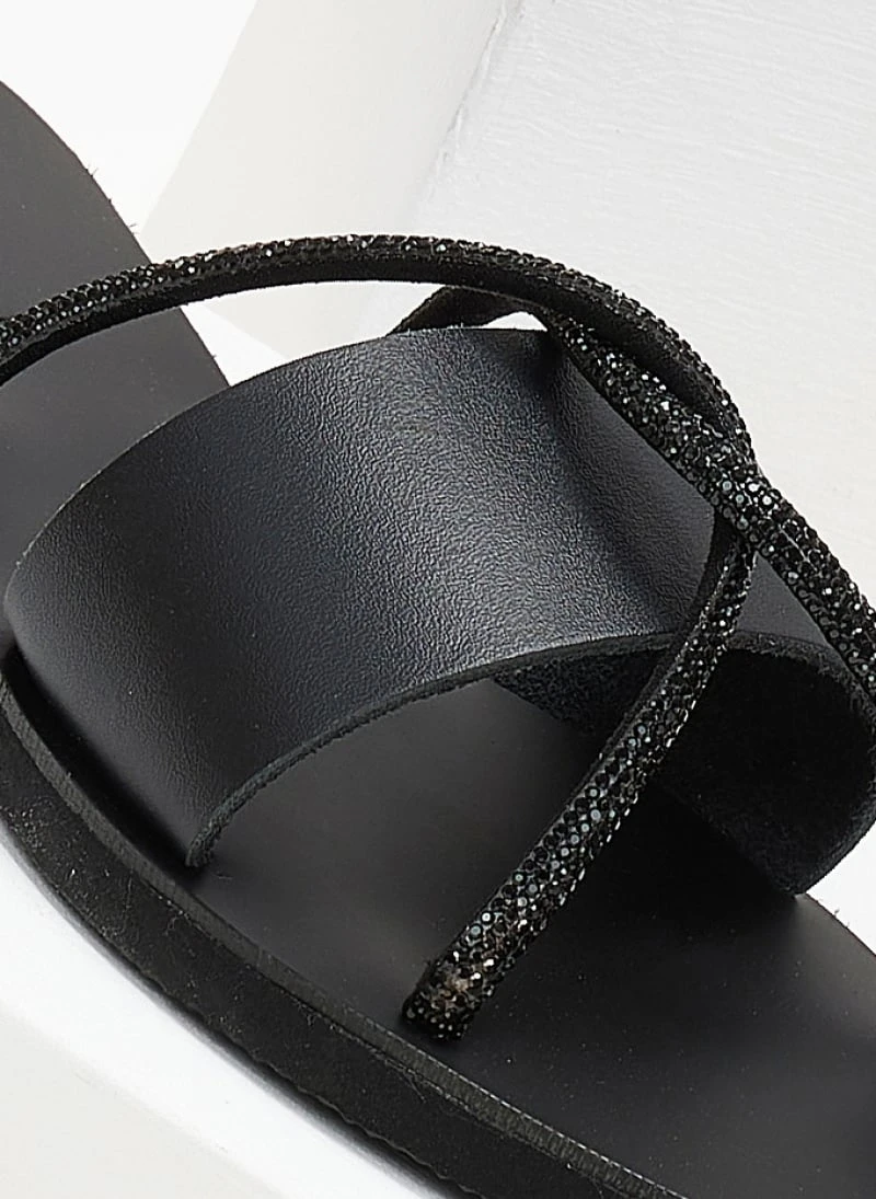 Σανδάλια δερμάτινα με χιαστί Strass λουράκια Estil - Μαύρο 4 Σανδάλια δερμάτινα με χιαστί Strass λουράκια Estil - Μαύρο - Image 2
