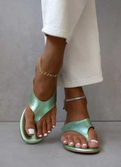 Estil Σανδάλια δερμάτινα μεταλλιζέ Esti - Βεραμάν 9 Estil Σανδάλια δερμάτινα μεταλλιζέ Esti - Βεραμάν -The Fashion Project κατάστημα sandalia dermatina estil metallize 106241 eoz0