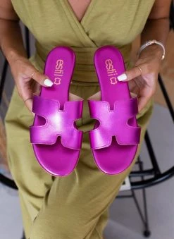 Σανδάλια δερμάτινα σε μεταλλικά χρώματα Estil - Φούξια 12 Σανδάλια δερμάτινα σε μεταλλικά χρώματα Estil - Φούξια -The Fashion Project κατάστημα sandalia dermatina estil se metallika xrwmata 105949 lxhl