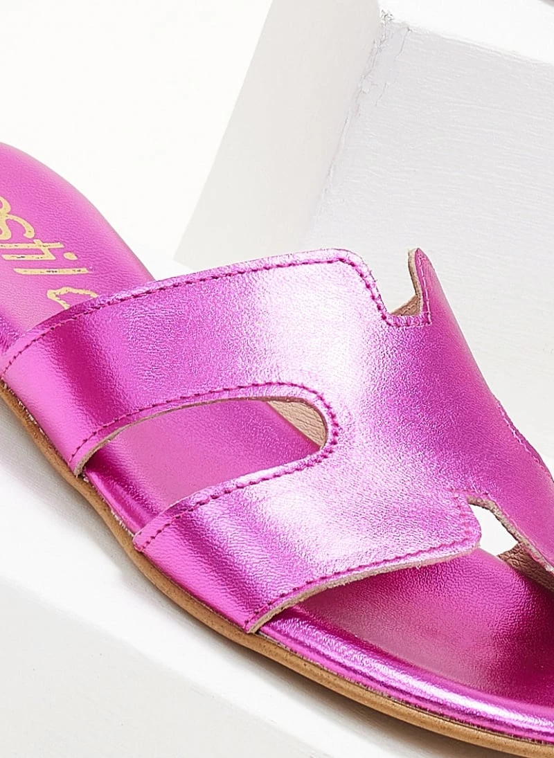 Σανδάλια δερμάτινα σε μεταλλικά χρώματα Estil - Φούξια 4 Σανδάλια δερμάτινα σε μεταλλικά χρώματα Estil - Φούξια - Image 2