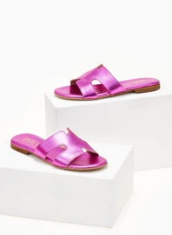 Σανδάλια δερμάτινα σε μεταλλικά χρώματα Estil - Φούξια 11 Σανδάλια δερμάτινα σε μεταλλικά χρώματα Estil - Φούξια -The Fashion Project κατάστημα sandalia dermatina estil se metallika xrwmata 105949 x9dw