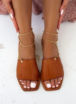 Σανδάλια δερμάτινα με Anklet αλυσίδα Iris - Ταμπά -The Fashion Project κατάστημα sandalia dermatina iris me anklet alusida 102721 t47l