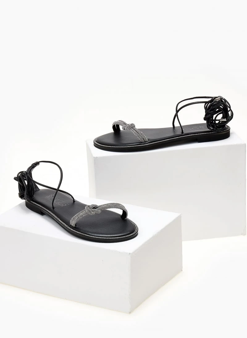 Σανδάλια δερμάτινα με κορδόνια και στρας Iris - Μαύρο/Ασημί 7 Σανδάλια δερμάτινα με κορδόνια και στρας Iris - Μαύρο/Ασημί - Image 5
