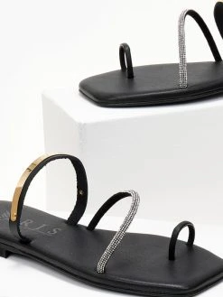 Σανδάλια δερμάτινα με μεταλλική λεπτομέρεια Iris - Μαύρο -The Fashion Project κατάστημα sandalia dermatina iris me metalliki leptomereia 105385 e1bb