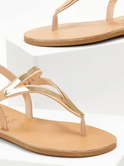 Σανδάλια δερμάτινα με μεταλλικό τρίγωνο Iris - Φυσικό -The Fashion Project κατάστημα sandalia dermatina iris me metalliko trigwno 105439 bc7x