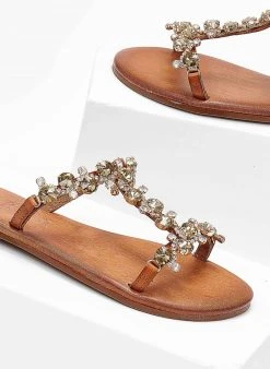 Σανδάλια δερμάτινα με πέτρες Iris - Ταμπά -The Fashion Project κατάστημα sandalia dermatina iris me petres 103841 knwd