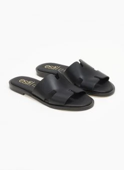 Σανδάλια δερμάτινα με ανοίγματα Estil - Μαύρο 9 Σανδάλια δερμάτινα με ανοίγματα Estil - Μαύρο -The Fashion Project κατάστημα sandalia dermatina me anoigmata estil 110503 wdyn