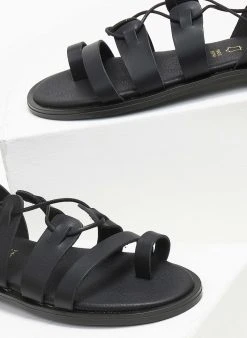 Σανδάλια δερμάτινα με κορδόνια Estil - Μαύρο -The Fashion Project κατάστημα sandalia dermatina me kordonia estil 110500 1gx5