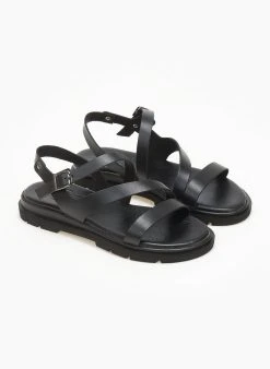 Σανδάλια δερμάτινα με λοξό λουράκι Tfp - Μαύρο 9 Σανδάλια δερμάτινα με λοξό λουράκι Tfp - Μαύρο -The Fashion Project κατάστημα sandalia dermatina me lokso louraki tfp 111696 ozyj