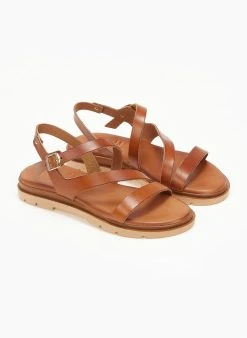 Σανδάλια δερμάτινα με λοξό λουράκι Tfp - Ταμπά 9 Σανδάλια δερμάτινα με λοξό λουράκι Tfp - Ταμπά -The Fashion Project κατάστημα sandalia dermatina me lokso louraki tfp 111697 immt
