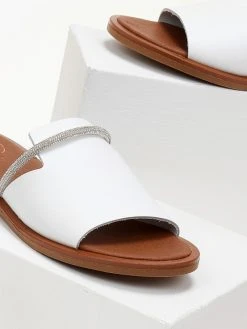 Σανδάλια δερμάτινα με φαρδιά φάσα Tfp - Λευκό -The Fashion Project κατάστημα sandalia dermatina tfp me fardia fasa 105434 koa1