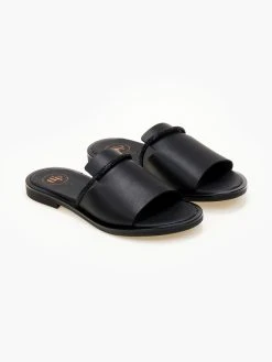 Σανδάλια δερμάτινα με φαρδιά φάσα Tfp - Μαύρο -The Fashion Project κατάστημα sandalia dermatina tfp me fardia fasa 105435 nrg3