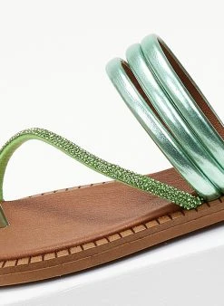 Σανδάλια δερμάτινα με λοξό στρας λουράκι Tfp - Πράσινο 11 Σανδάλια δερμάτινα με λοξό στρας λουράκι Tfp - Πράσινο -The Fashion Project κατάστημα sandalia dermatina tfp me lokso strass louraki 105317 bgoi