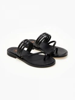 Σανδάλια δερμάτινα με λοξό στρας λουράκι Tfp - Μαύρο -The Fashion Project κατάστημα sandalia dermatina tfp me lokso strass louraki 105334 spin