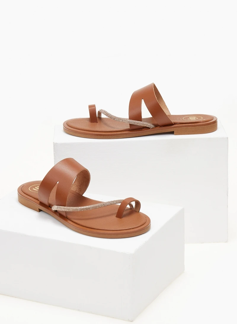 Σανδάλια δερμάτινα με στρας λουράκι Tfp - Ταμπά 4 Σανδάλια δερμάτινα με στρας λουράκι Tfp - Ταμπά - Image 2