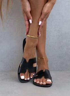 Σανδάλια δερμάτινα με άνοιγμα Estil - Μαύρο