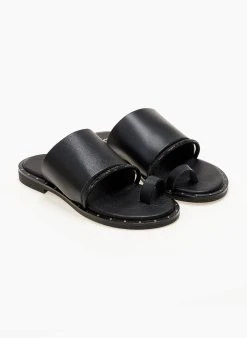 Σανδάλια δερμάτινα με στρας Estil - Μαύρο 9 Σανδάλια δερμάτινα με στρας Estil - Μαύρο -The Fashion Project κατάστημα sandalia estil dermatina me seira strass 104530 1hki