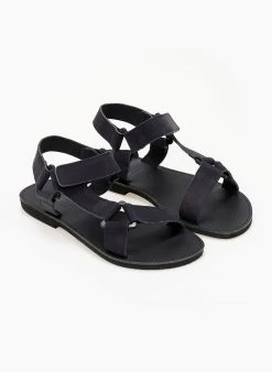 Σανδάλια δερμάτινα με Velcro Estil - Μαύρο 8 Σανδάλια δερμάτινα με Velcro Estil - Μαύρο -The Fashion Project κατάστημα sandalia nubuck estil me velcro 103816 mky1