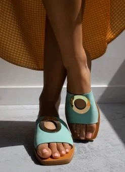Σανδάλια Nubuck με διακοσμητικό Iris - Γαλάζιο -The Fashion Project κατάστημα sandalia nubuck iris me kuklo 102723 66pc