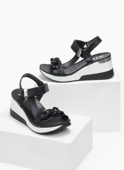 Xti Footwear Πλατφόρμες Sporty με αλυσίδα Xti 141457 - Μαύρο -The Fashion Project κατάστημα sandalia sporty flatforms me alusida xti 141457 110362 k33f