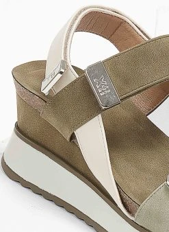 Xti Footwear Πλατφόρμες Sporty με Velcro Xti 141095 - Χακί 8 Xti Footwear Πλατφόρμες Sporty με Velcro Xti 141095 - Χακί -The Fashion Project κατάστημα sandalia sporty me velcro xti 141095 110284 4omu