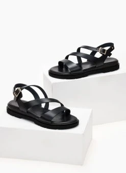 Σανδάλια TFP ανατομικά δερμάτινα με λοξό λουράκι - Μαύρο -The Fashion Project κατάστημα sandalia tfp dermatina me lokso louraki 103350 km7m